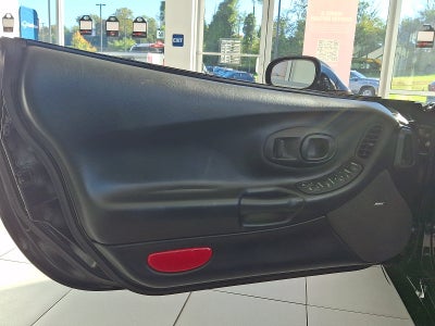 2001 Chevrolet Corvette Base