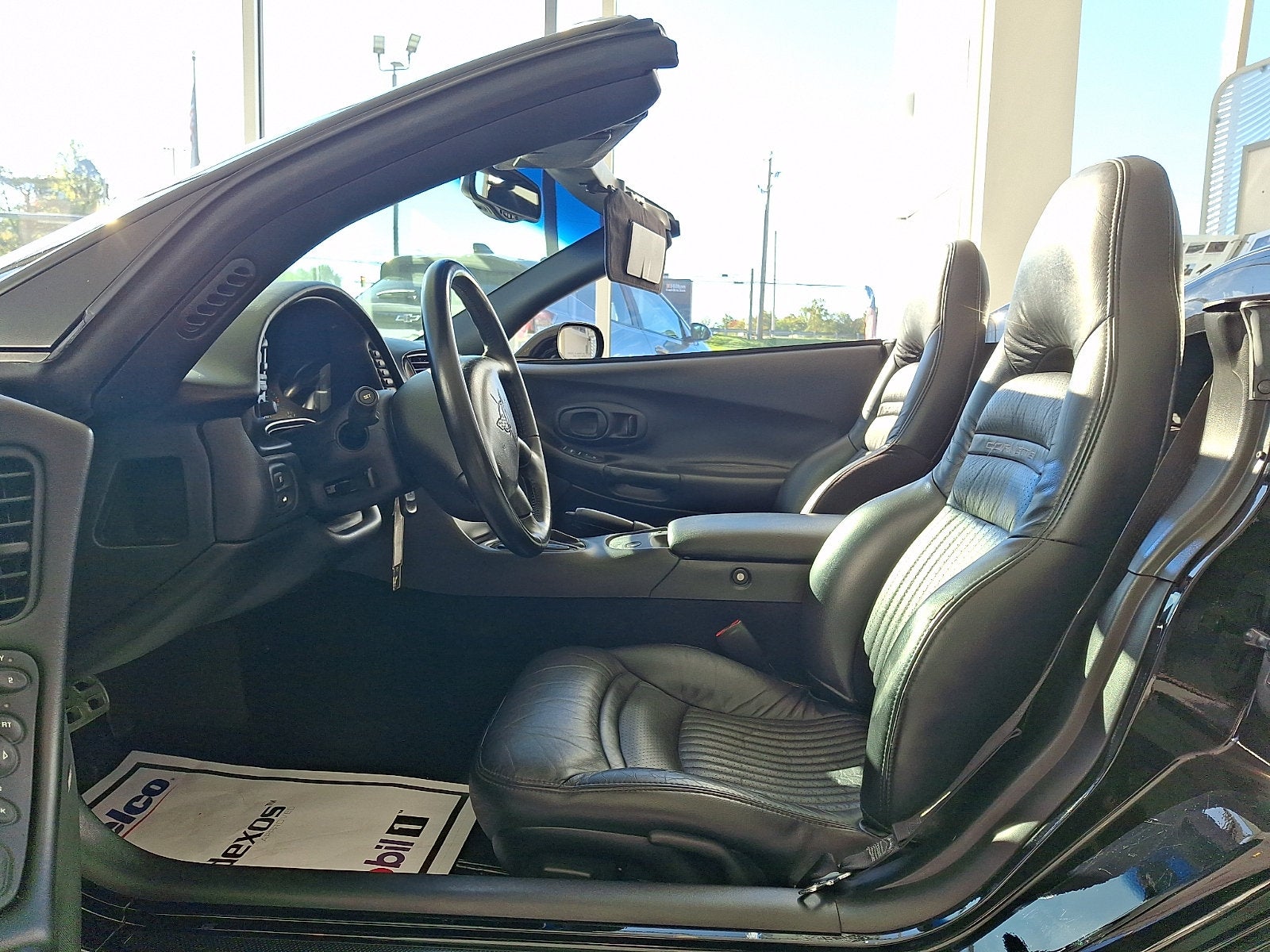 2001 Chevrolet Corvette Base