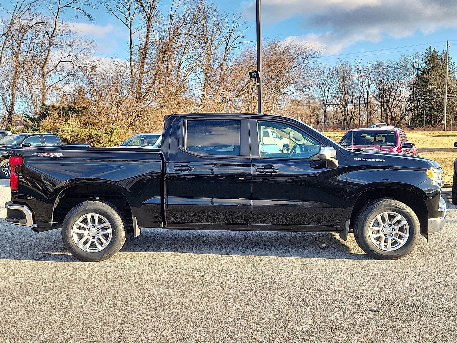 2023 Chevrolet Silverado 1500 LT (2FL)