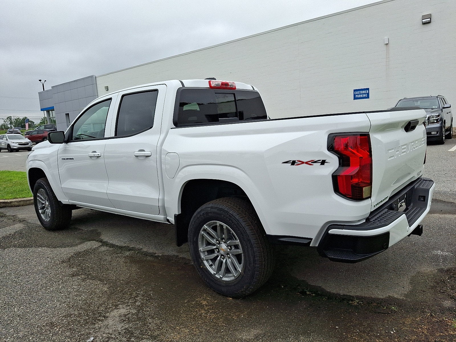 2025 Chevrolet Colorado WT/LT