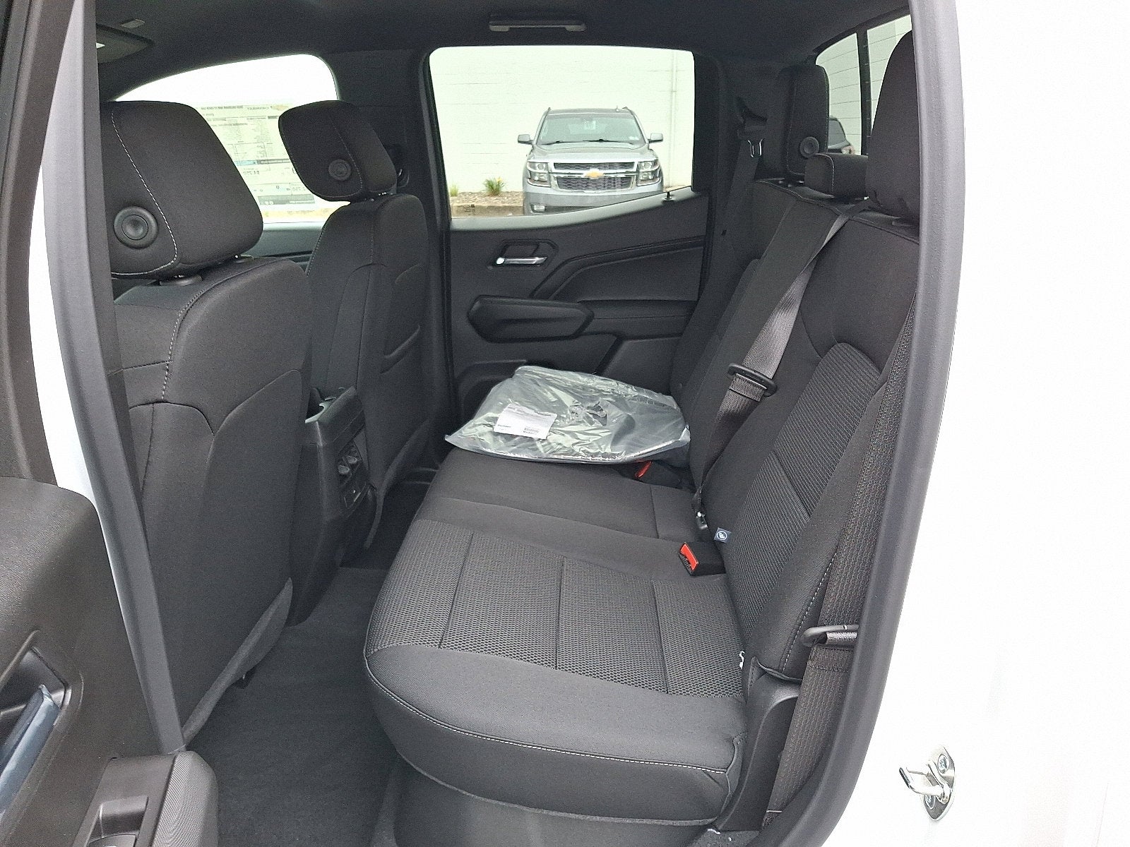 2025 Chevrolet Colorado WT/LT