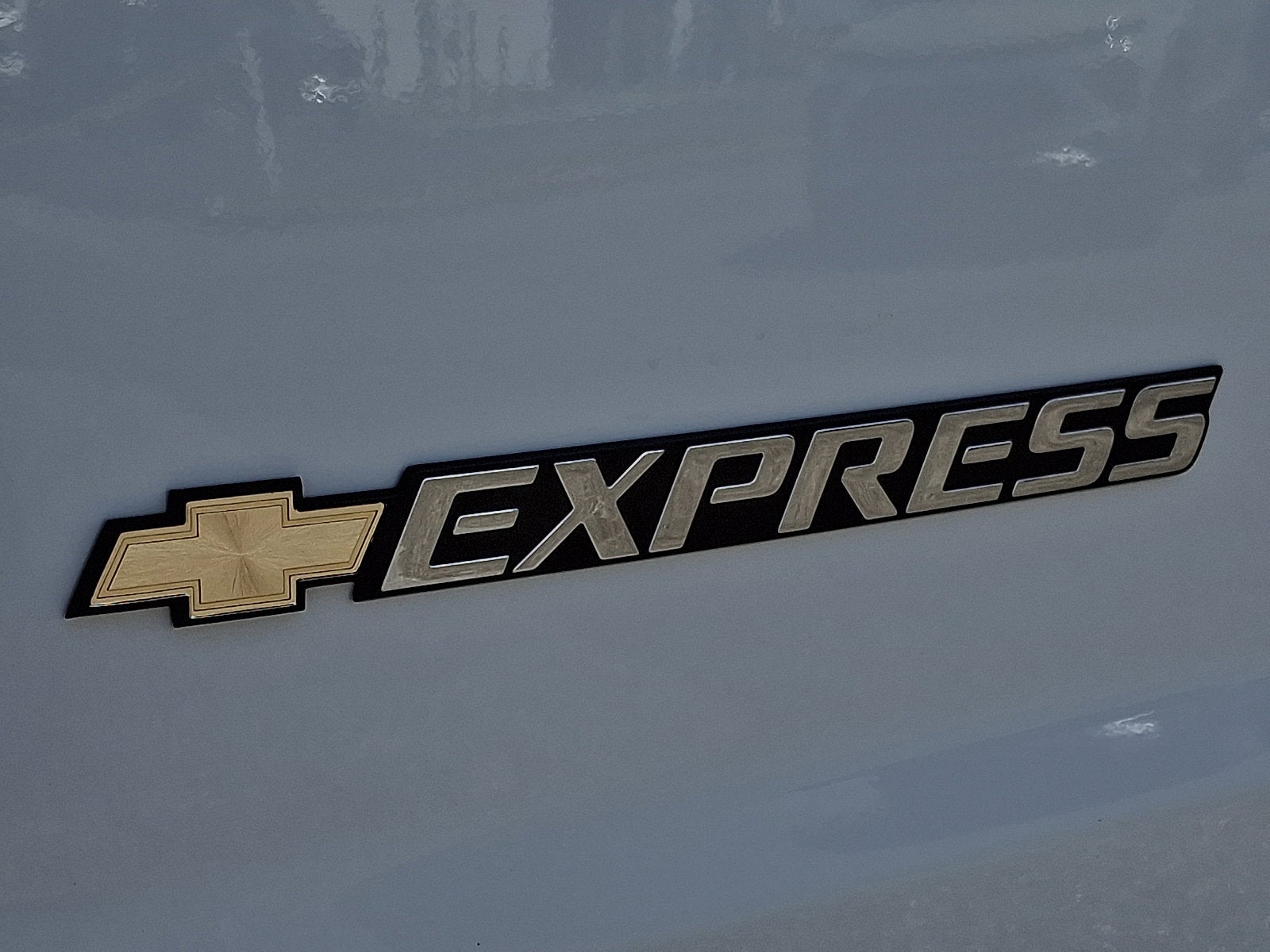 2026 Chevrolet Express Cargo WT