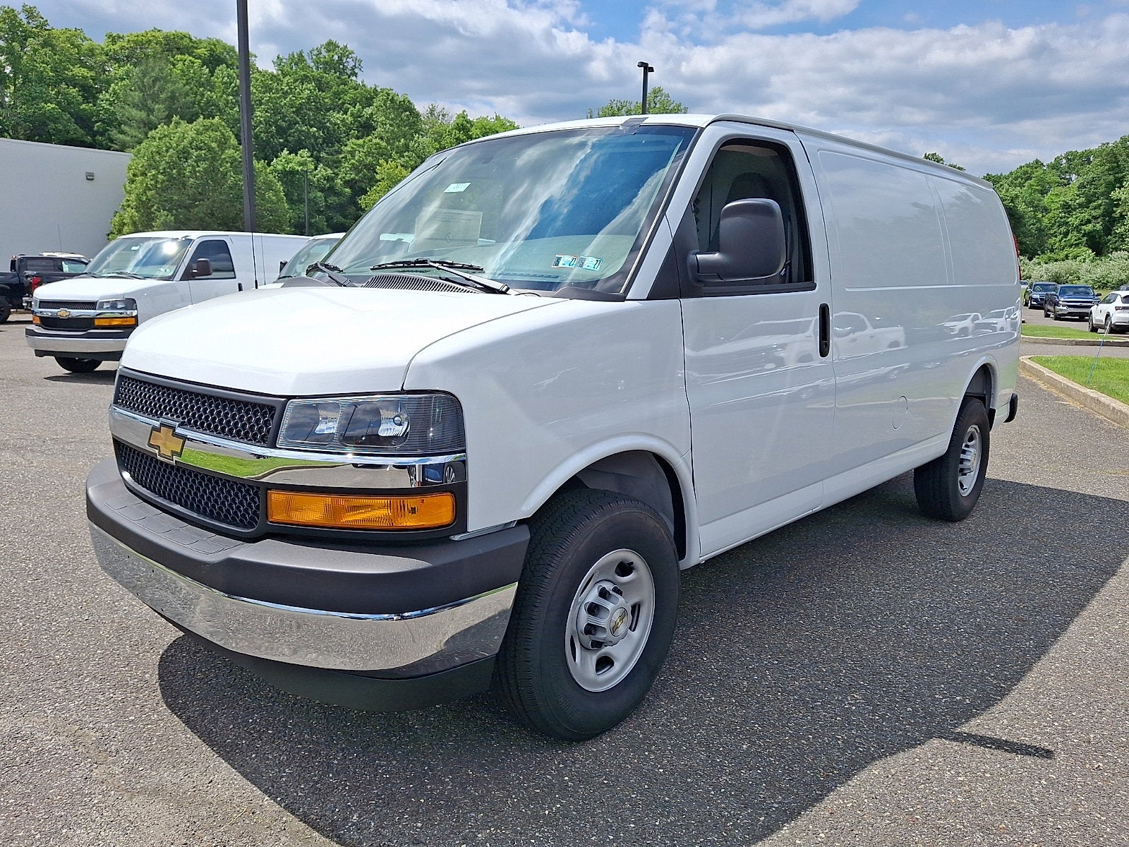 2026 Chevrolet Express Cargo WT