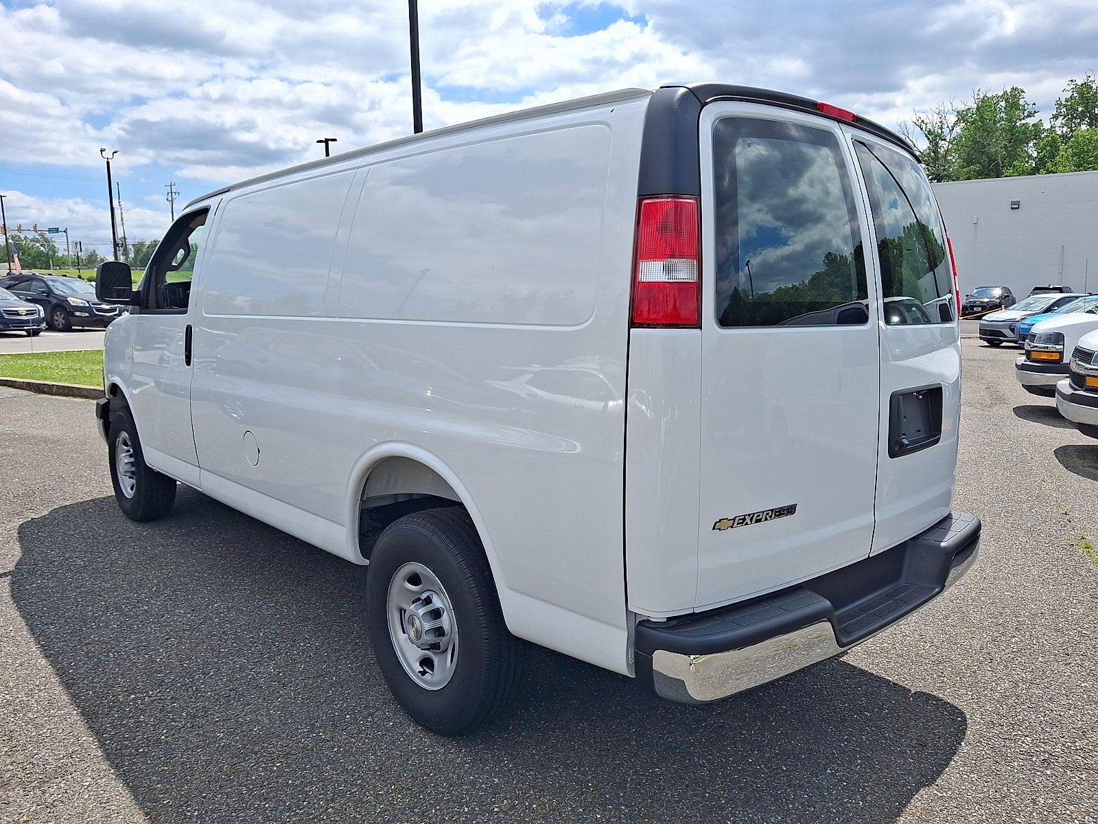 2026 Chevrolet Express Cargo WT