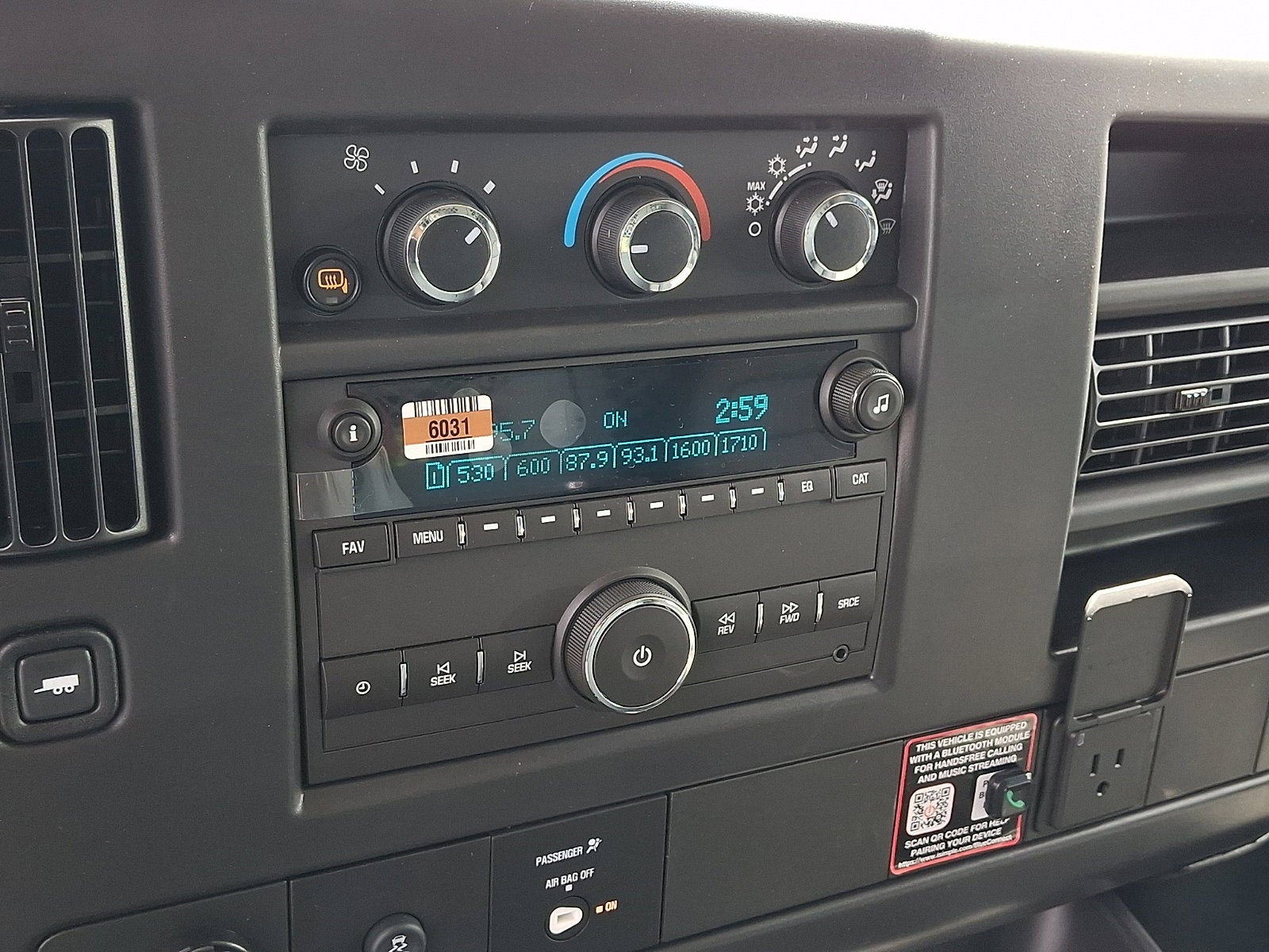 2026 Chevrolet Express Cargo WT