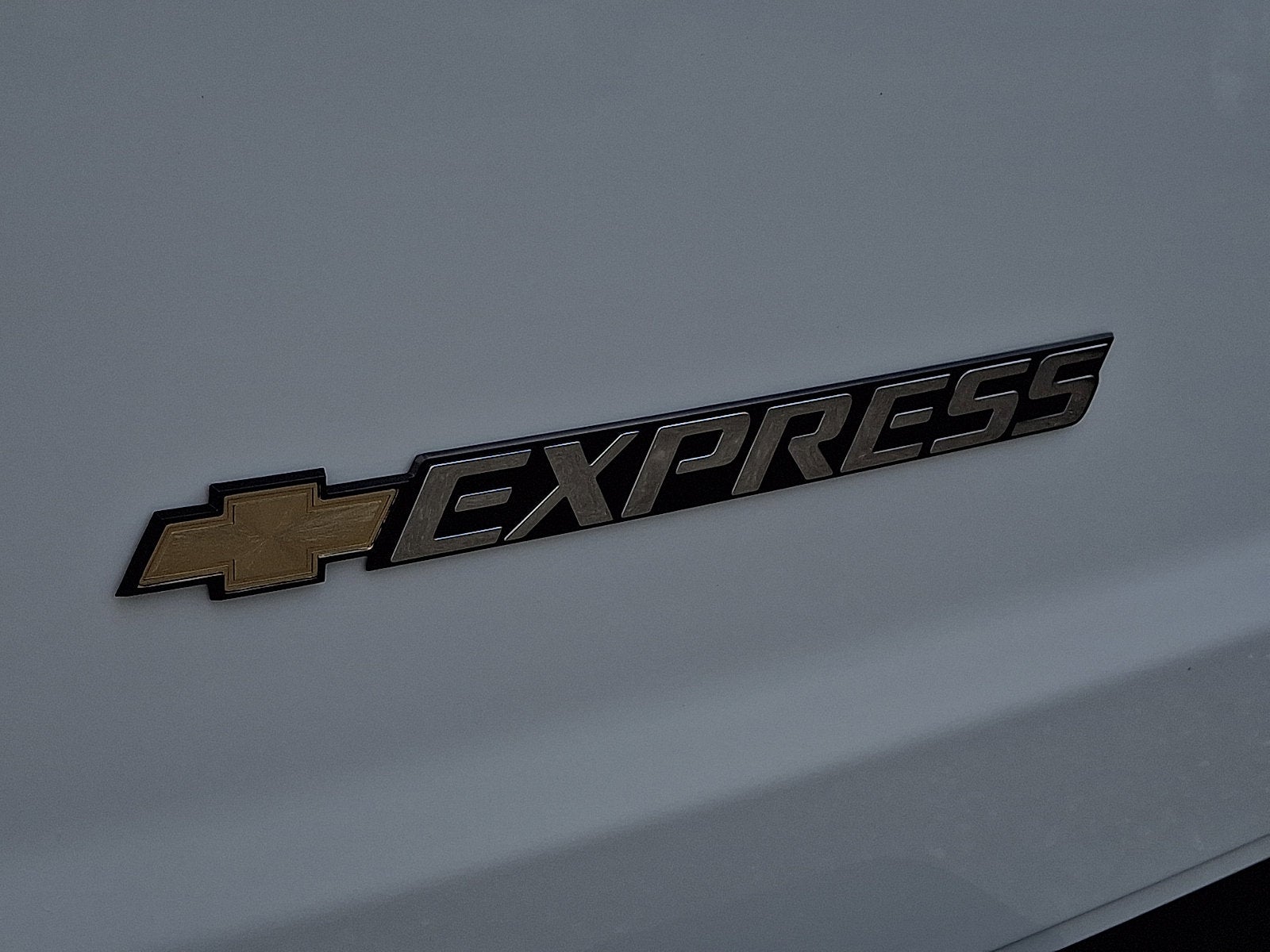 2026 Chevrolet Express Cargo WT