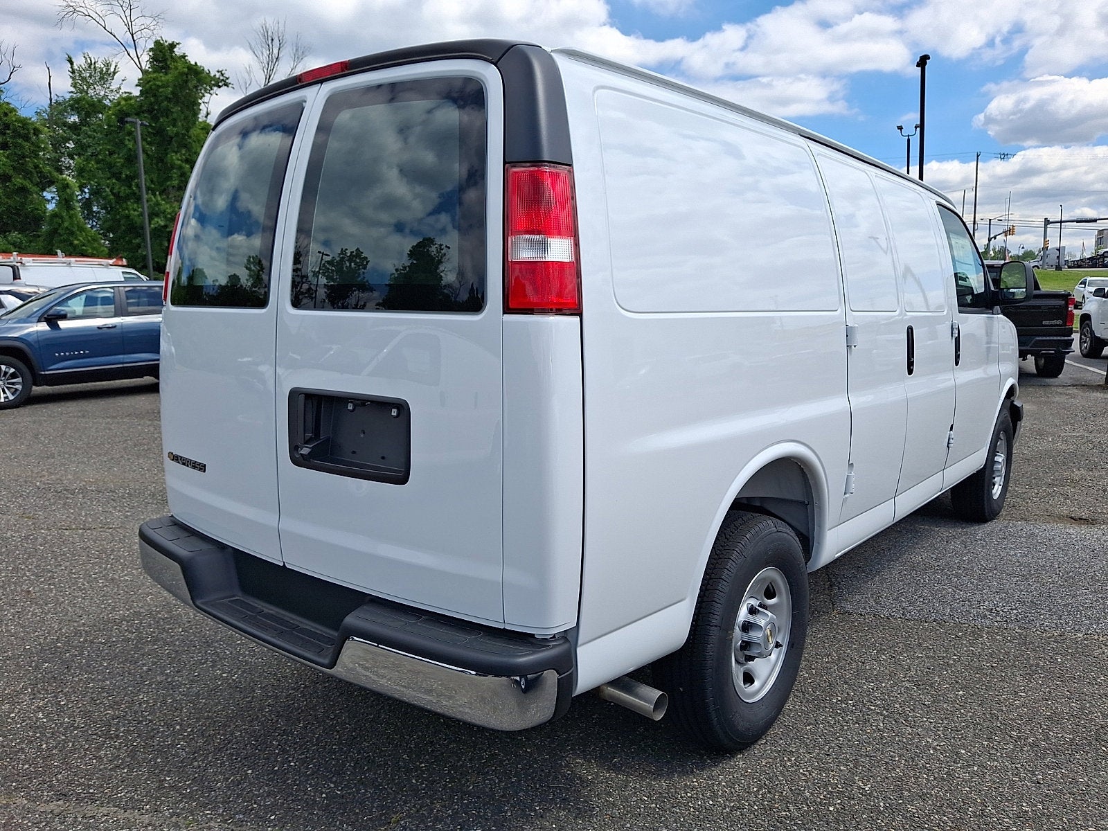 2026 Chevrolet Express Cargo WT