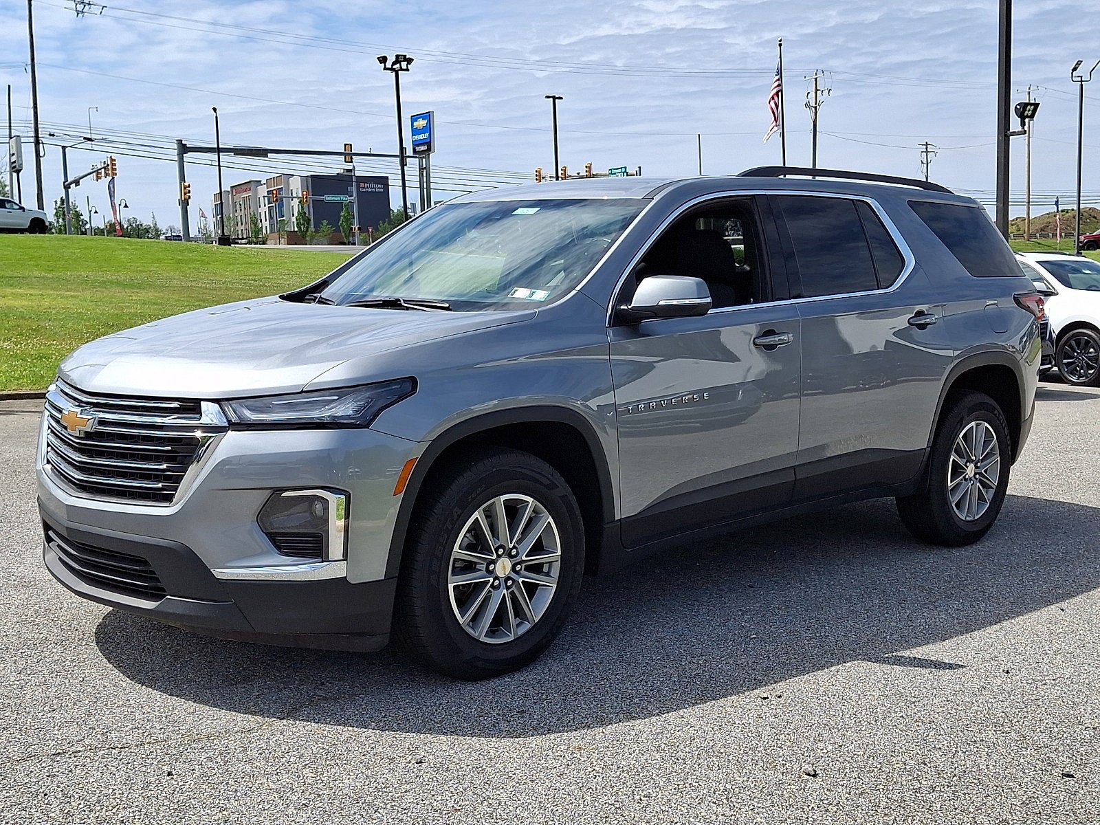 2023 Chevrolet Traverse LT Cloth