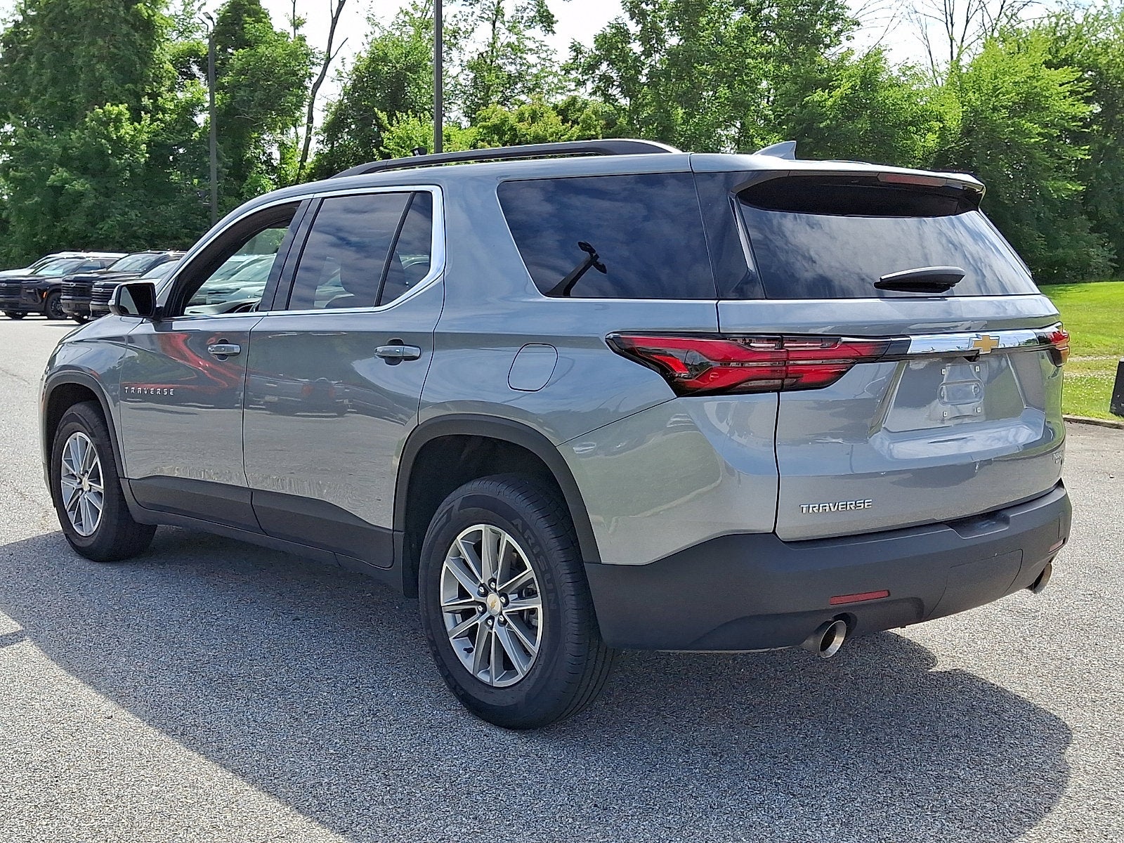 2023 Chevrolet Traverse LT Cloth
