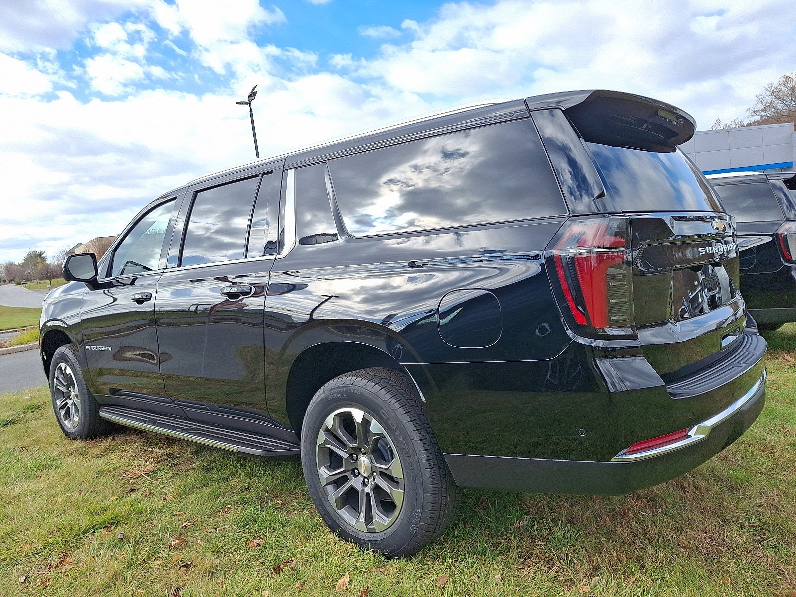 2026 Chevrolet Suburban LS