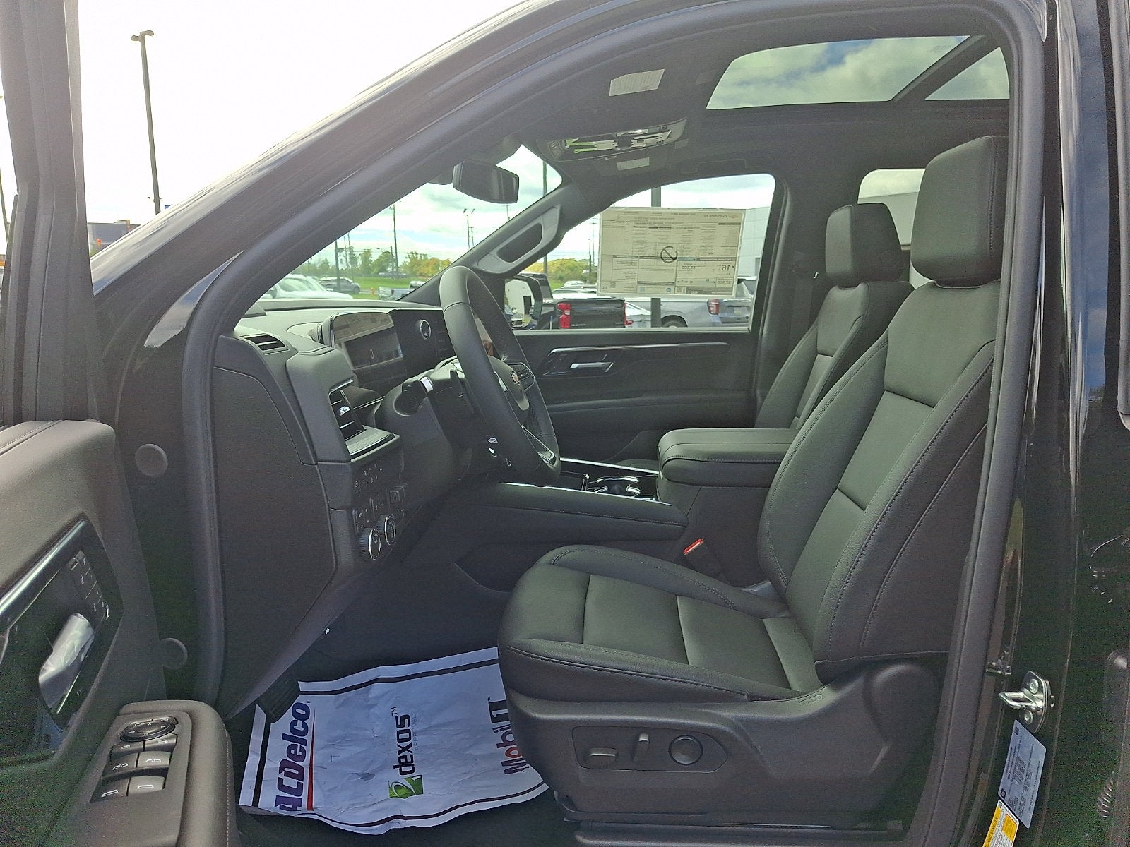 2027 Chevrolet Suburban LT