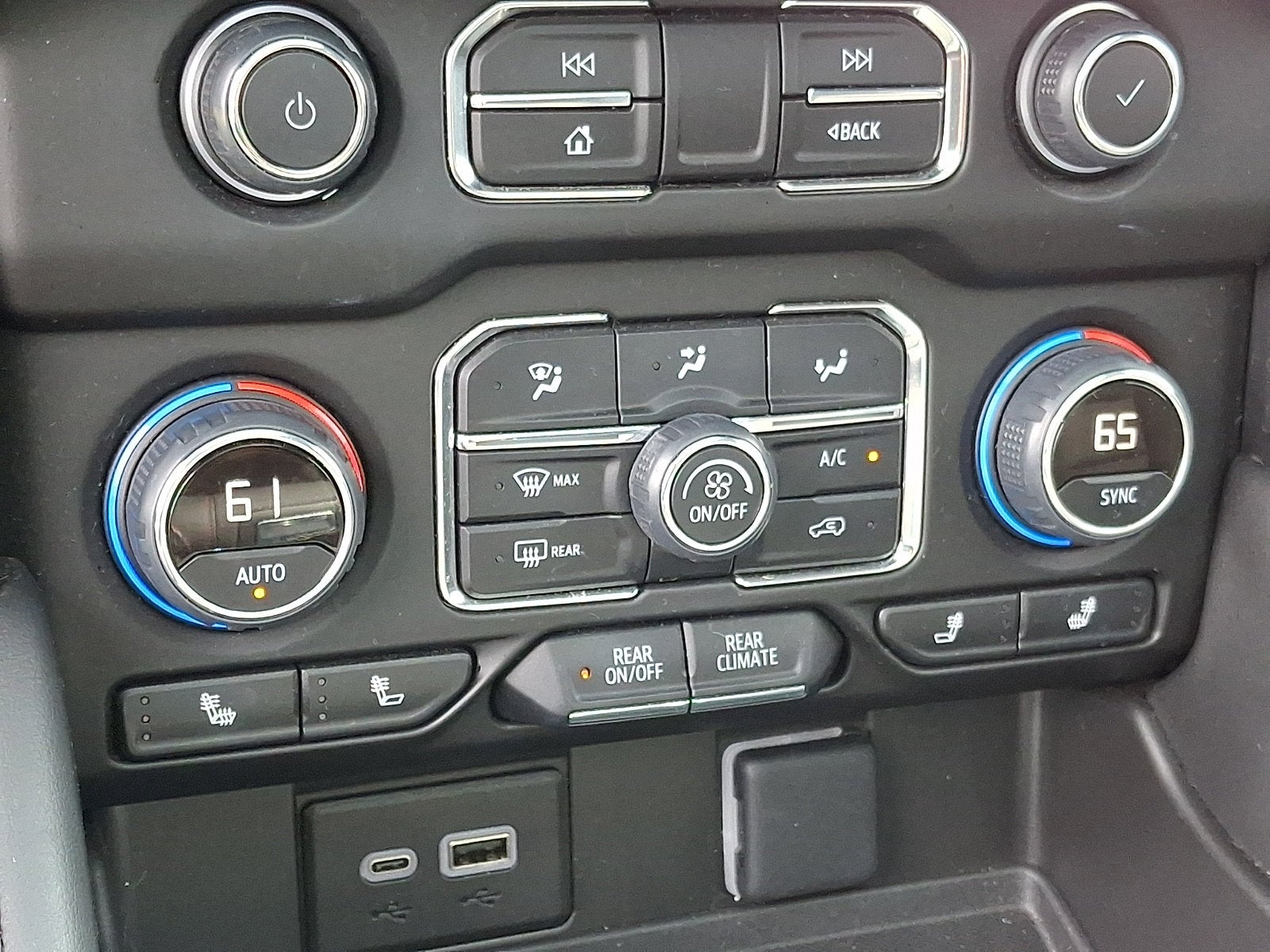 2023 Chevrolet Tahoe RST
