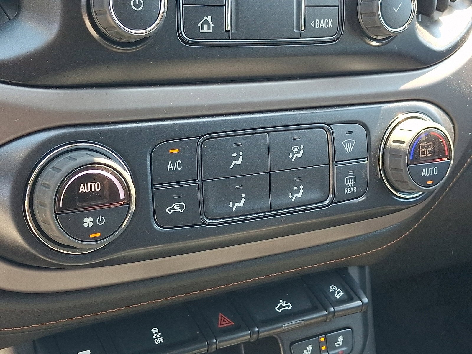 2022 GMC Canyon AT4 - Cloth