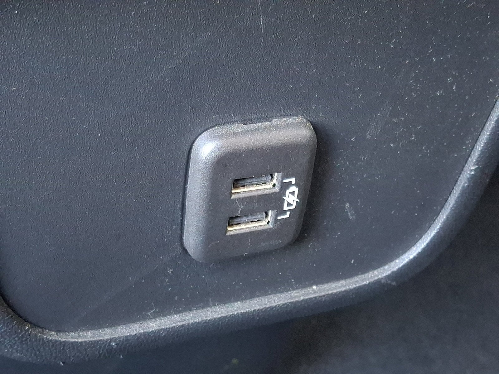2021 Chevrolet Equinox LT - Photo 11