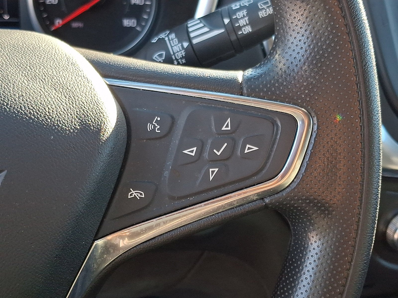 2021 Chevrolet Equinox LT - Photo 22