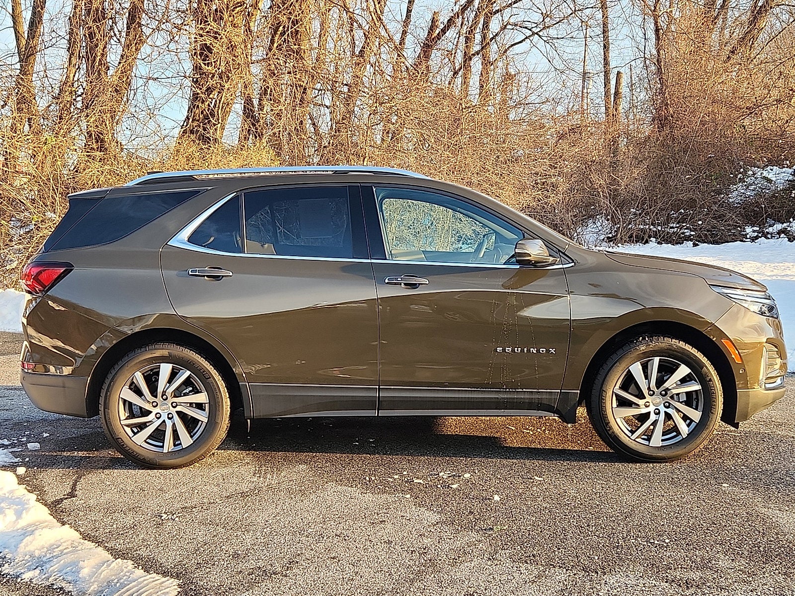 2023 Chevrolet Equinox Premier