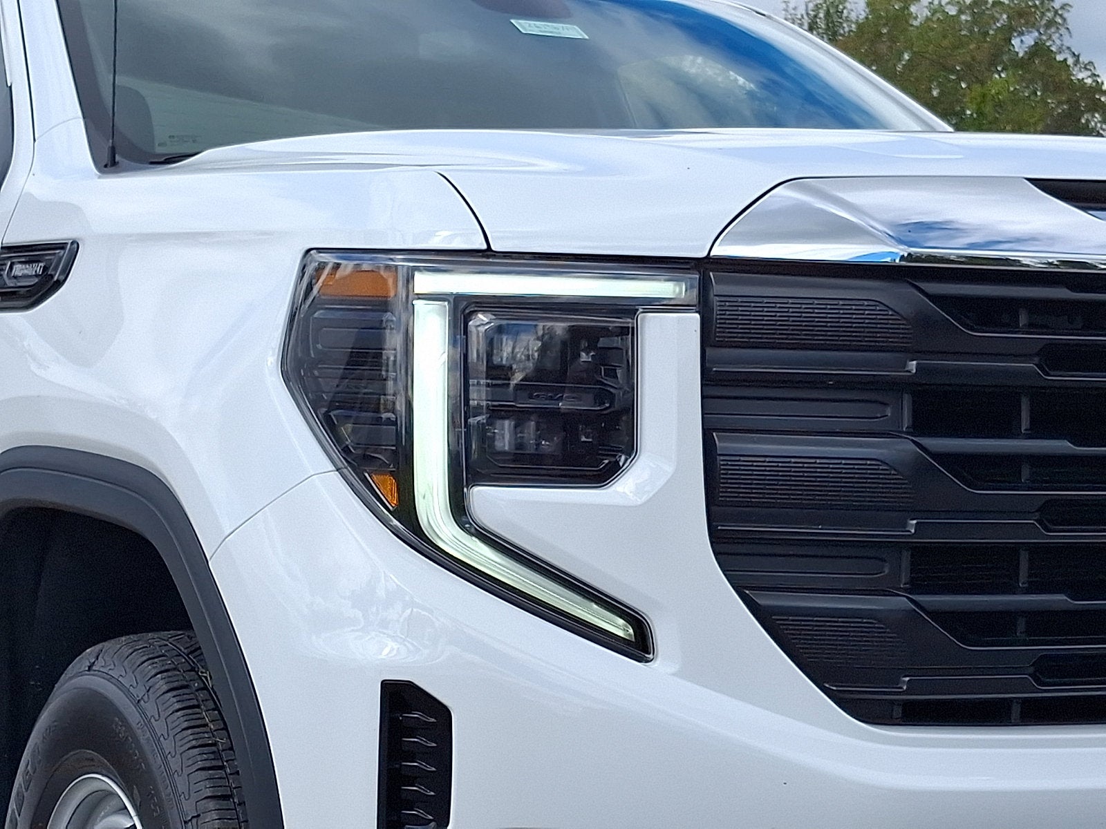 2024 GMC Sierra 1500 Pro