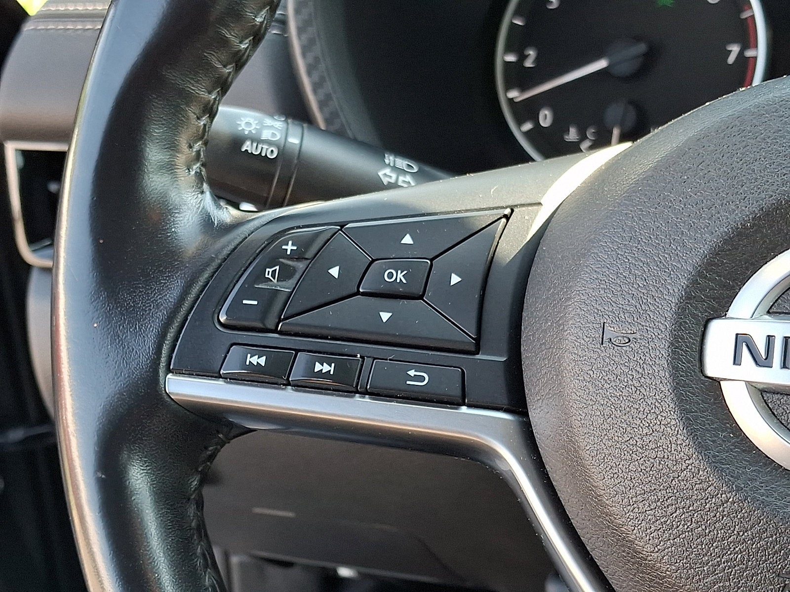 2020 Nissan Sentra SV Xtronic CVT