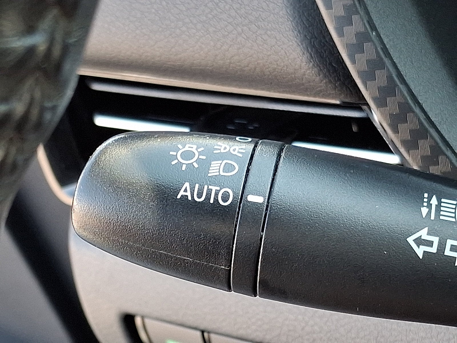 2020 Nissan Sentra SV Xtronic CVT
