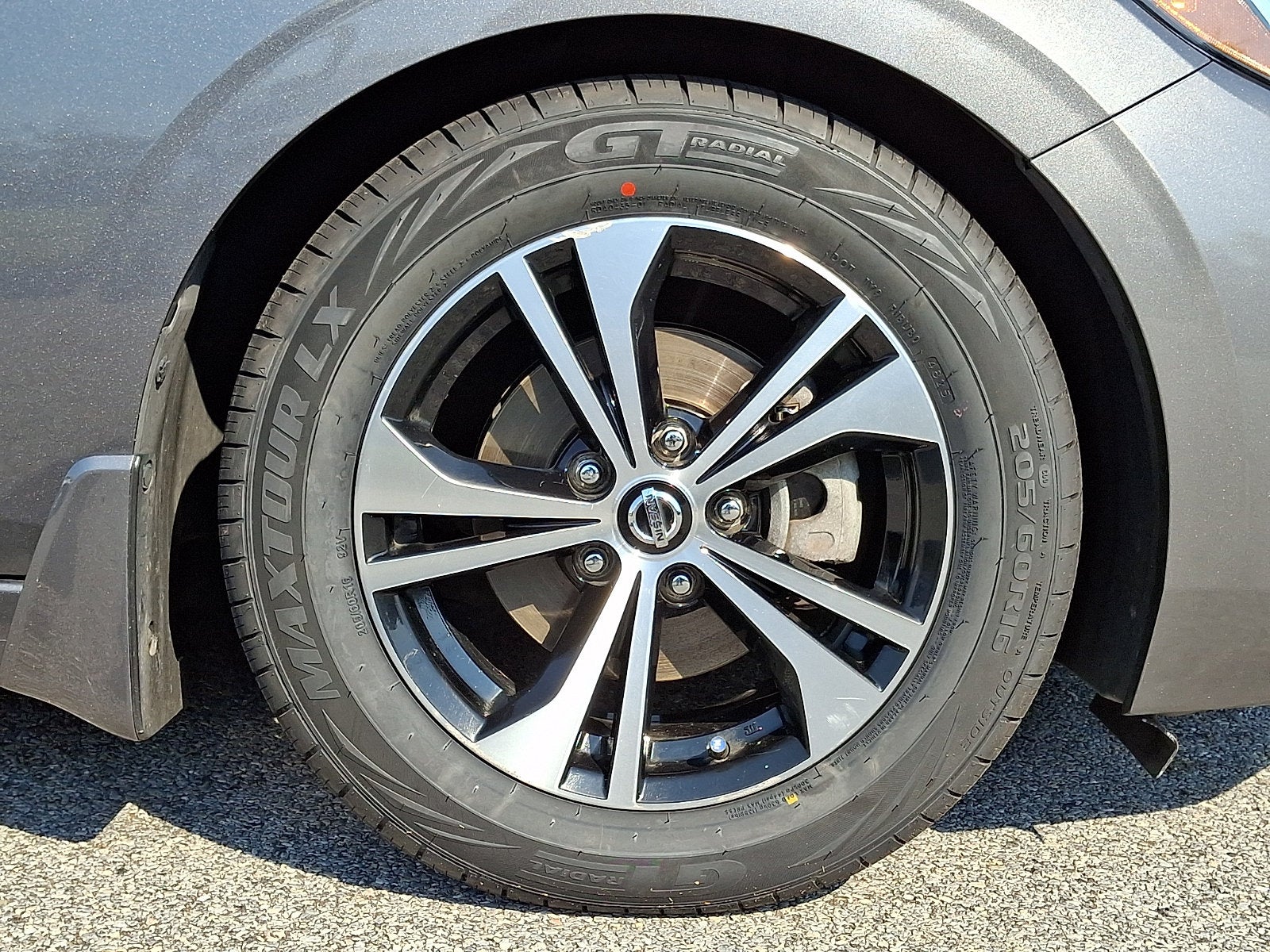 2020 Nissan Sentra SV Xtronic CVT