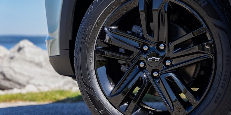 Detailed View of 2025 Chevy Trax Wheel and Rim